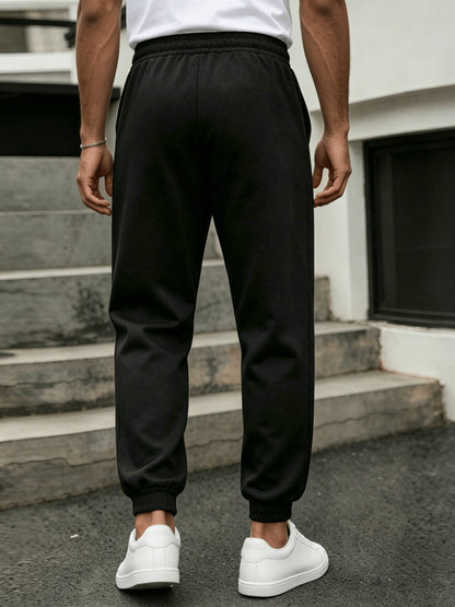 Herren Jogginghose für Freizeit und Sport – Bequemer Straight-Leg Schnitt mit Taschen