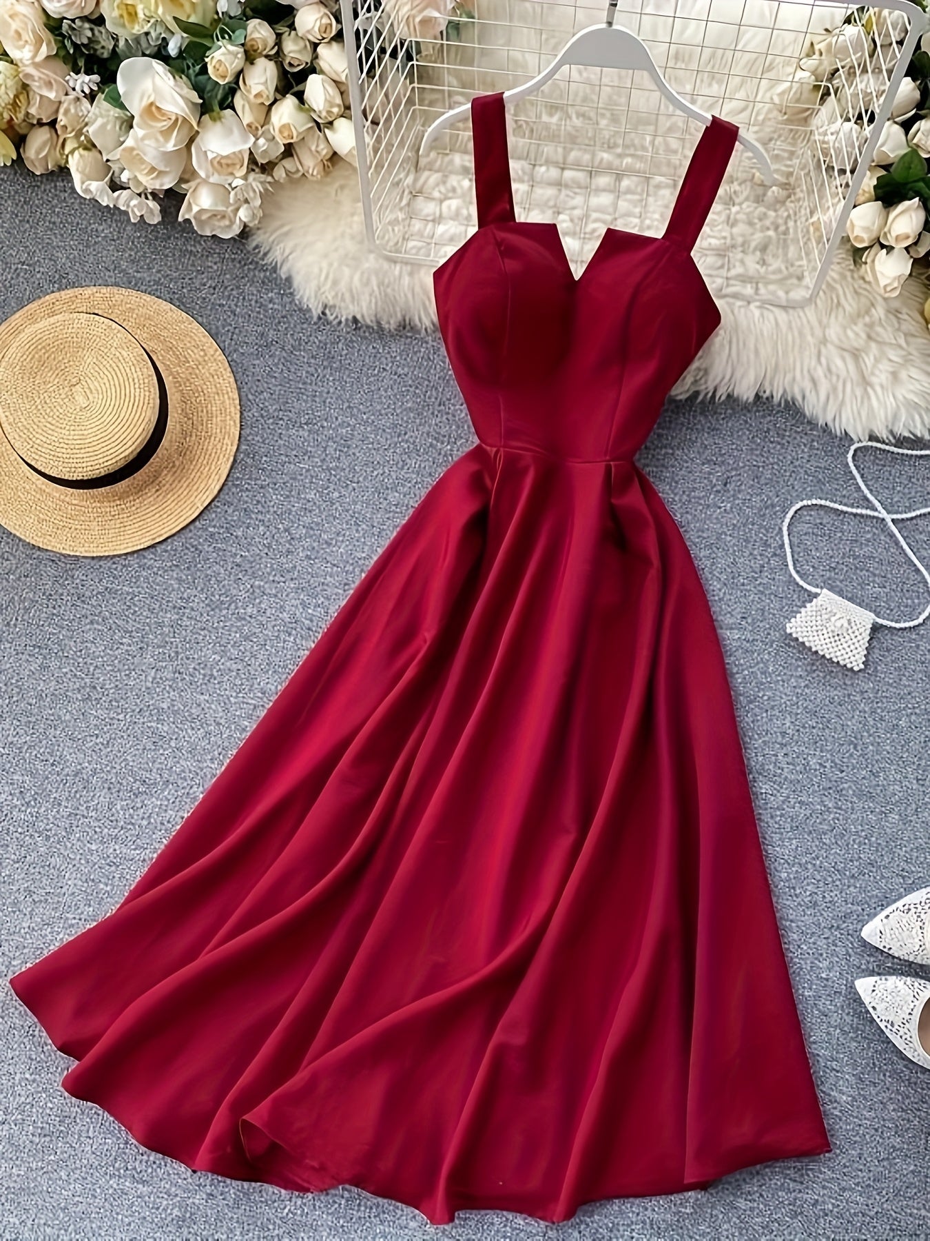 Women's maxi dress with spaghetti straps and bow – Elegant summer dress for festive occasions
