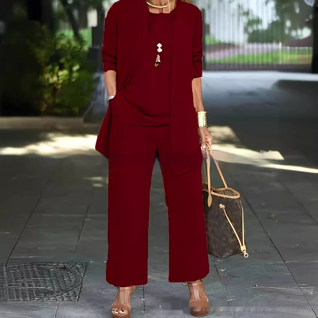 Sara – Stylish sleeveless top with round neckline and long jacket set with wide pantsuit