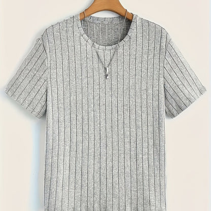 Men's T-Shirt with Vertical Texture Pattern – Modern Short-Sleeve Shirt for Everyday and Leisure