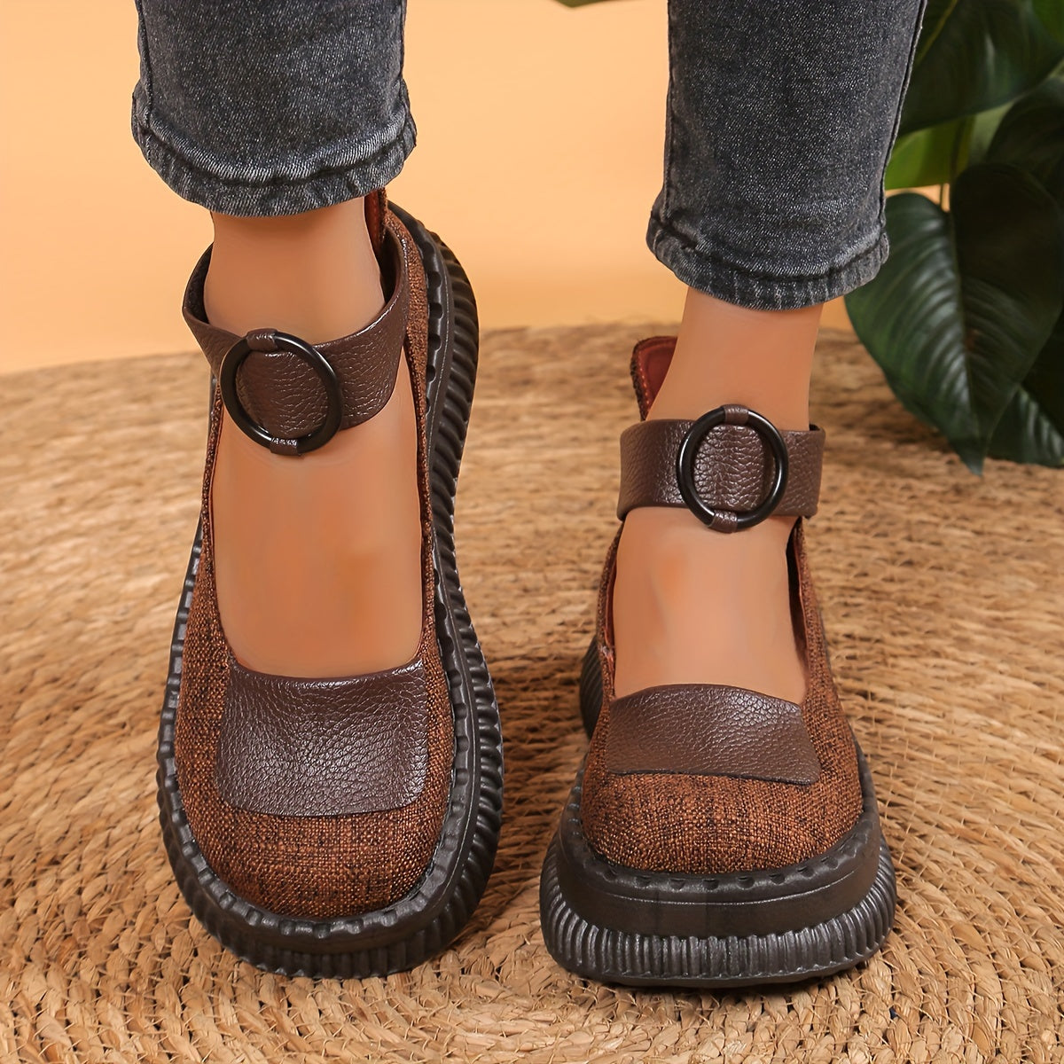Women's Vintage Mary Jane Low Shoes with Round Toes and Straps – Comfortable Casual Shoes for Everyday and Office Use