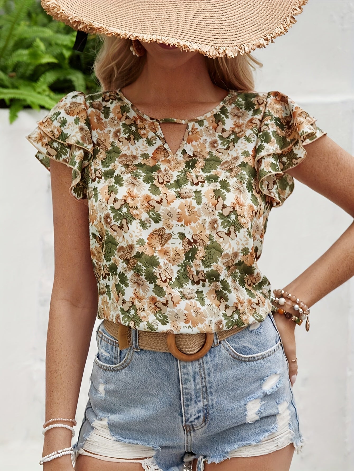 Women's Elegant Blouse with Floral Pattern and Ruffled Sleeves – Summer Casual Top