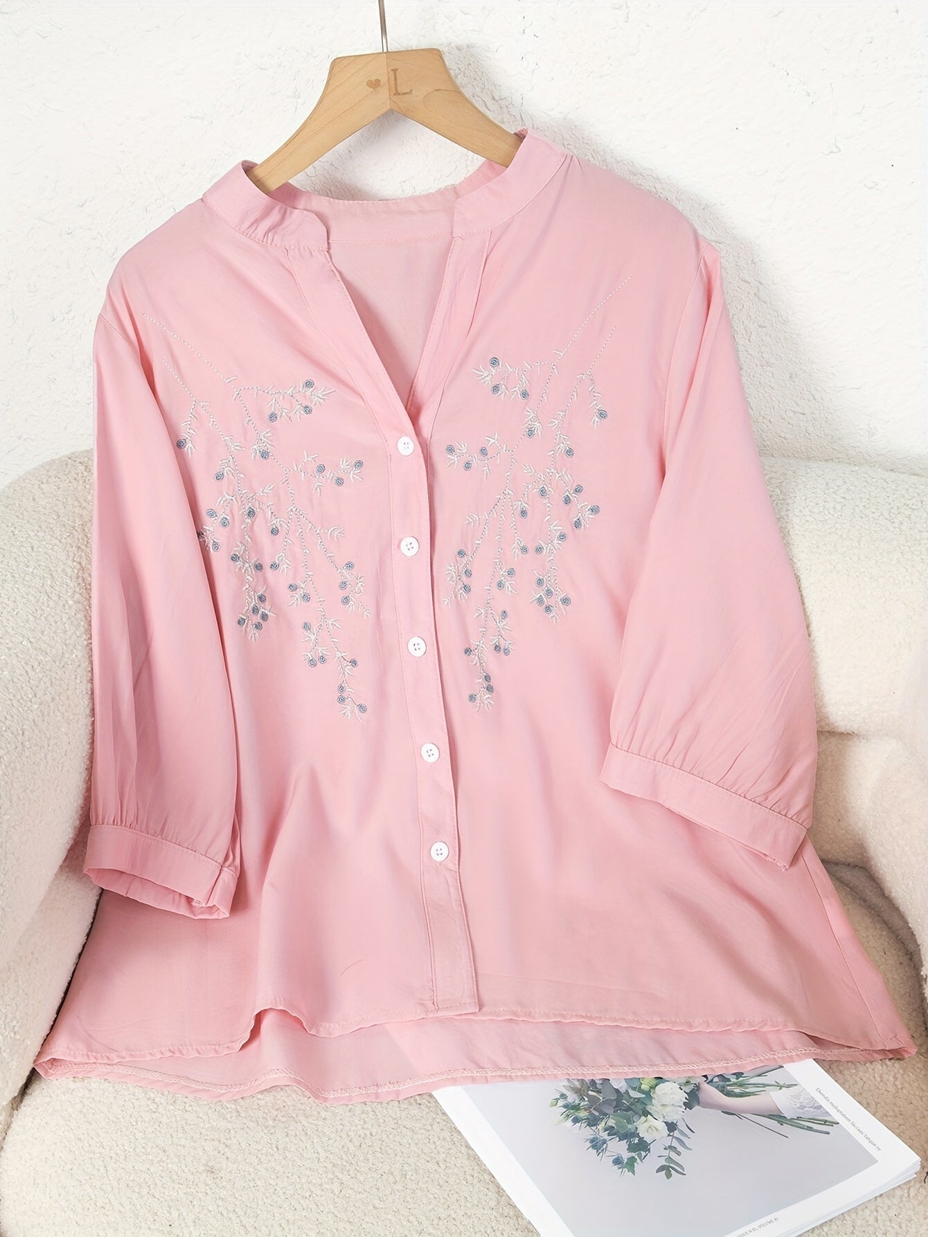 Women's Blouse Elegant Embroidered Summer Semi-Transparent with Stand-Up Collar – Casual & Office