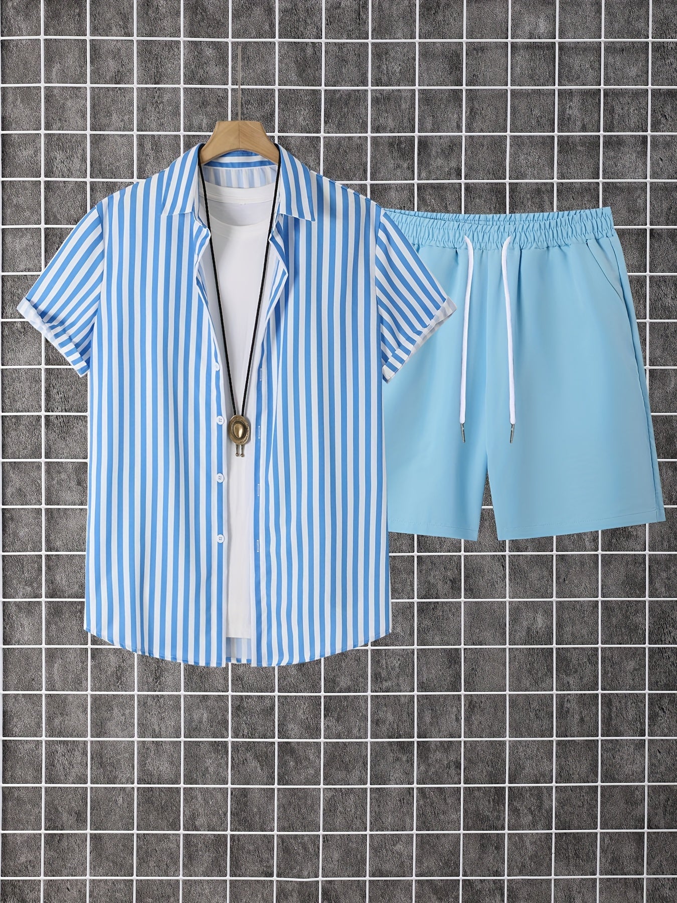 Men's Summer Set – Modern Casual Outfit with Striped Short-Sleeve Shirt and Shorts, Ideal for Vacation & Everyday Wear