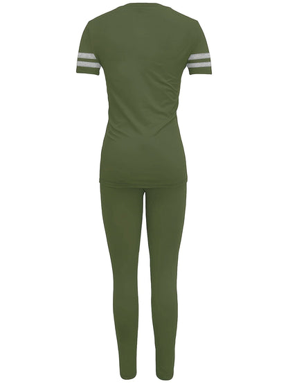 Women's sporty casual set with T-shirt and leggings – modern outfit for everyday and fitness