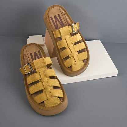 Women's platform sandals in fisherman style – fashionable slides for everyday and leisure use
