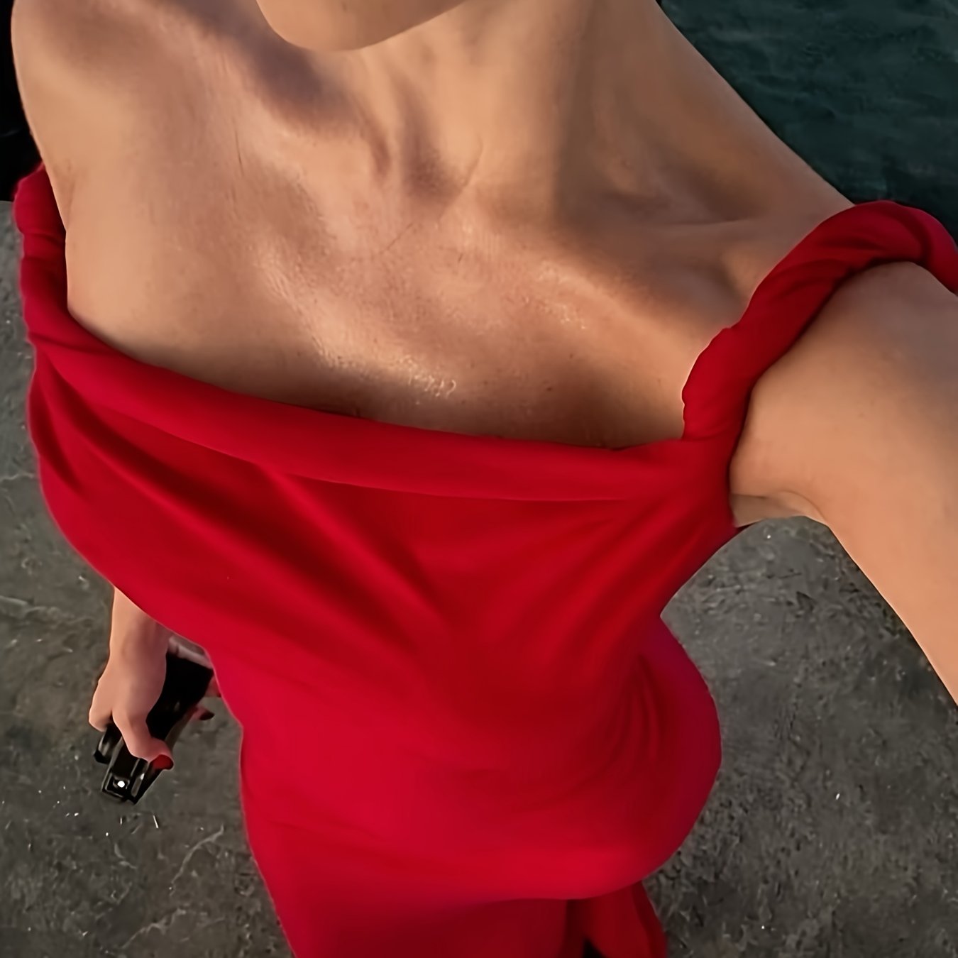 Women's Elegant Mermaid-Style Evening Dress, Off-Shoulder, Perfect for Special Occasions