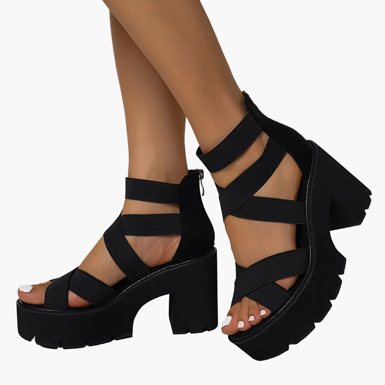 Women's platform sandals with block heel and straps – trendy summer shoes for everyday wear and going out