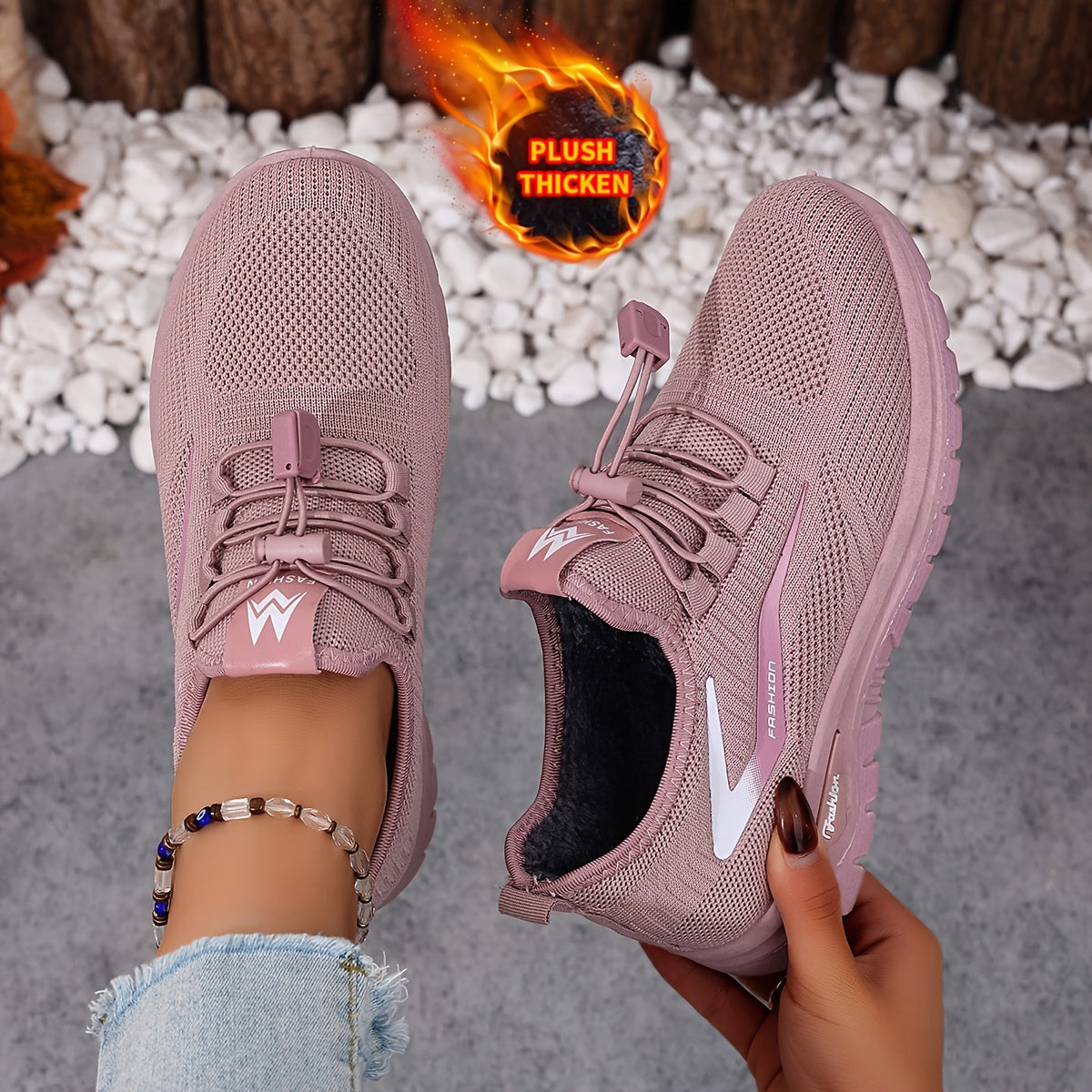 Pink women's sneakers lined with elastic laces