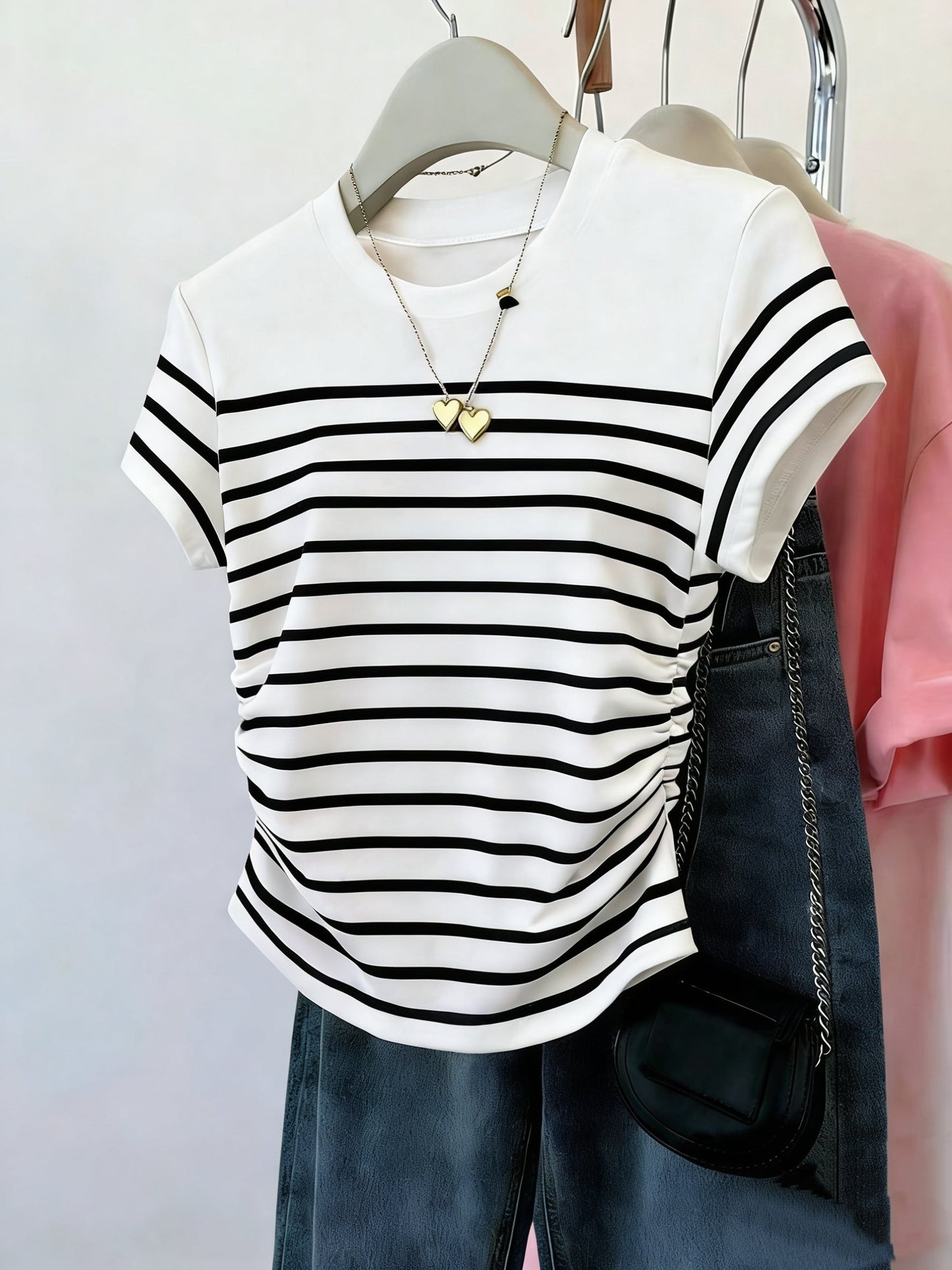 Women's striped T-shirt with ruching – Elegant casual style for summer