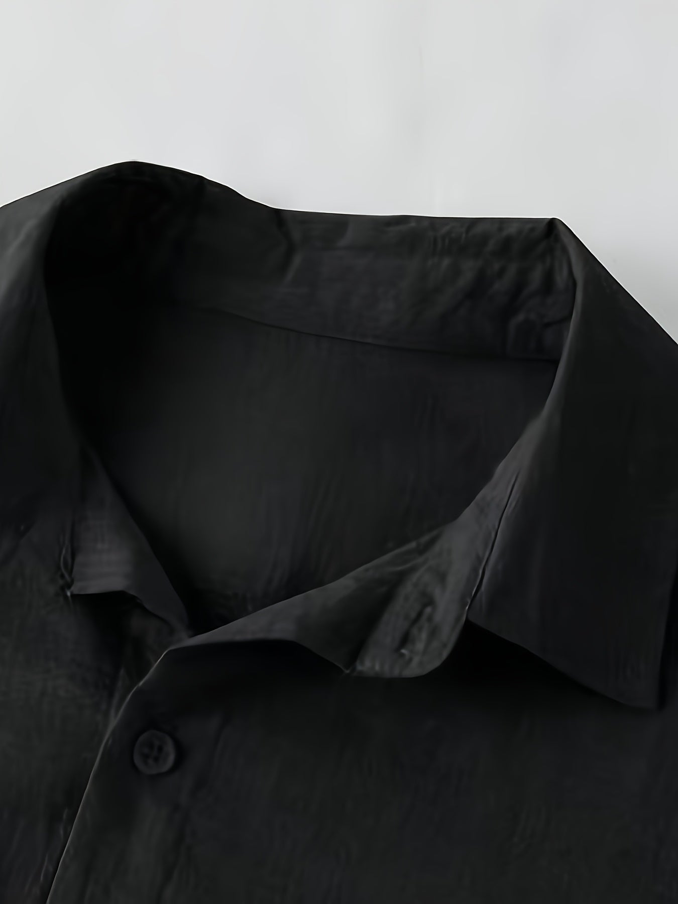 Men's Casual Shirt with Button Placket – Stylish Long-Sleeve Shirt for Beach and Everyday Wear