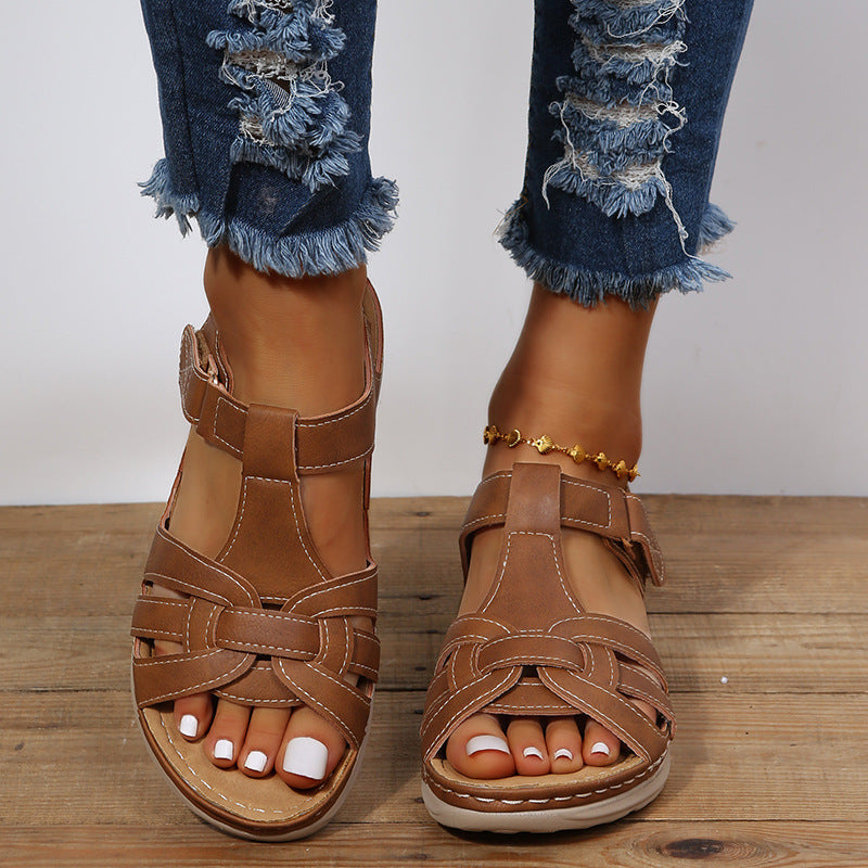 Amanda – Vintage Wedge Sandals in Plus Sizes