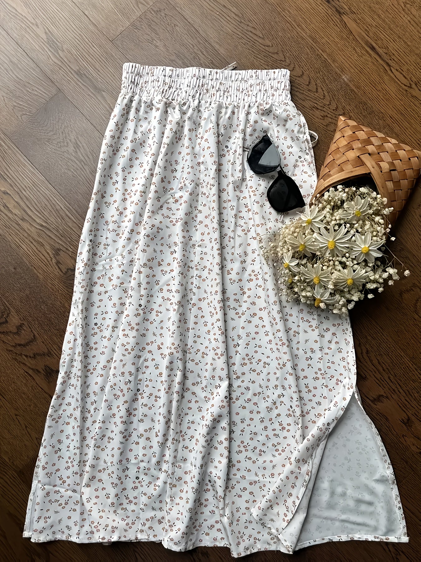 Damen Zweiteiliges Set – Ärmelloses Oberteil mit Stehkragen und Blumenrock – Modischer Freizeit-Look