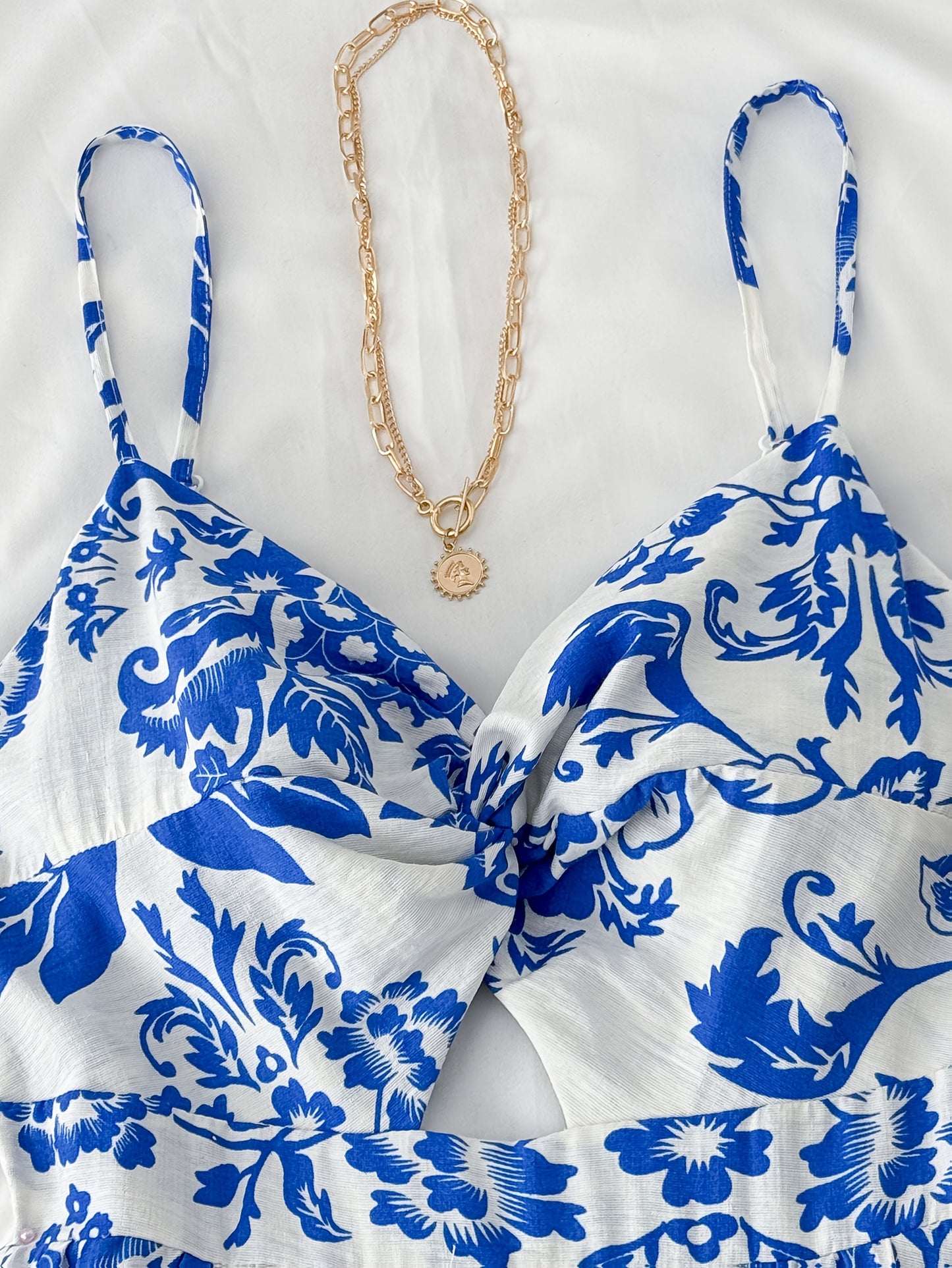 Women's summer midi dress with floral pattern and tie belt – Elegant casual and vacation outfit