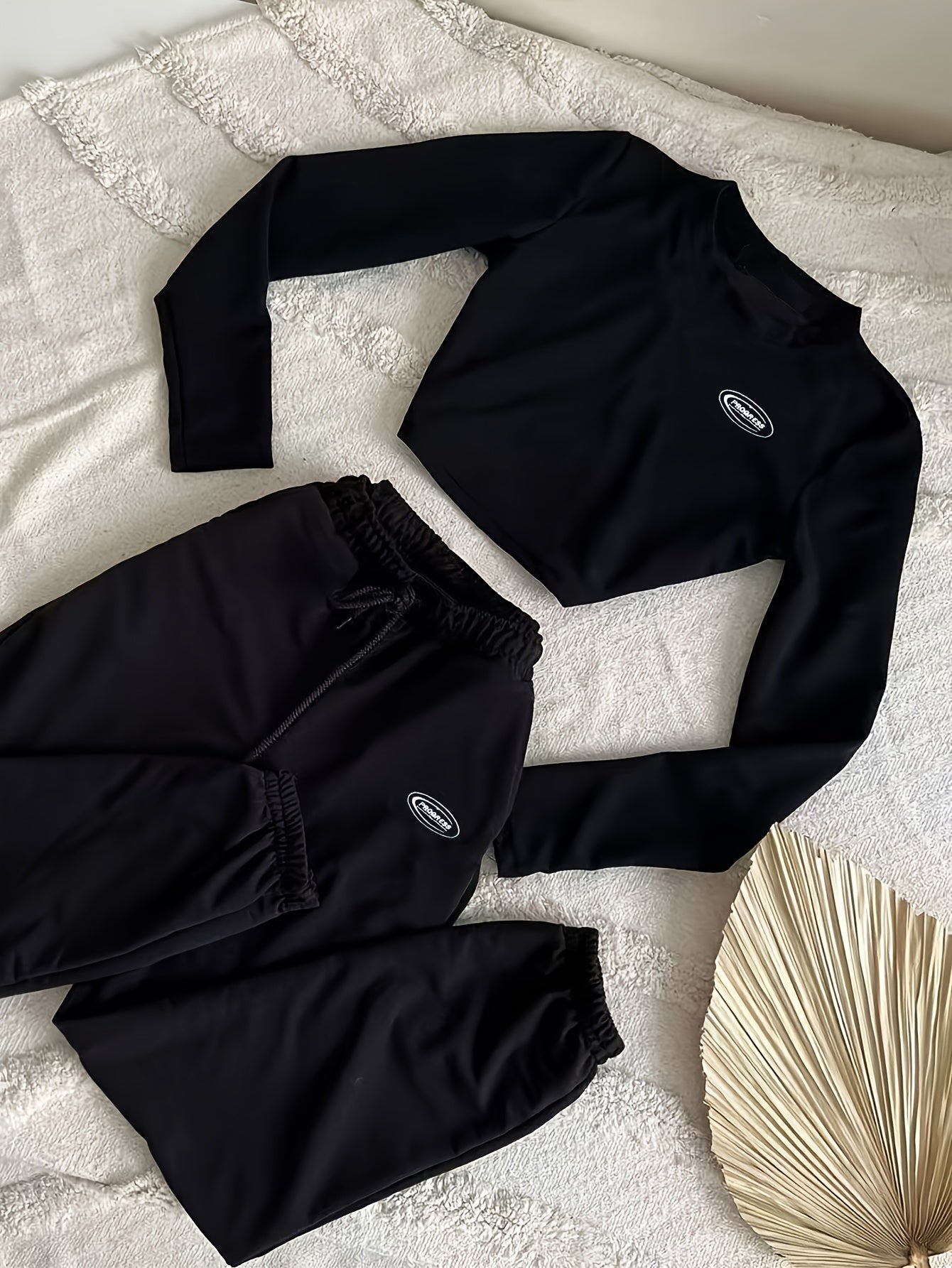 Damen Zweiteiler Crop Top Langarm & Jogginghose Schwarz