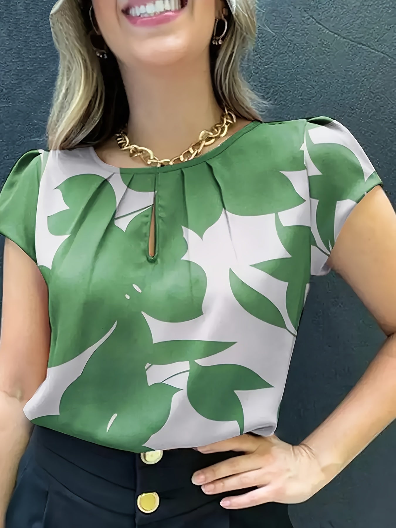 Women's Blouse Elegant Short Sleeve Modern Business Casual