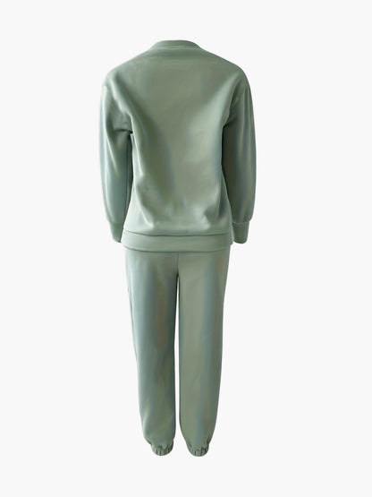 Women's Sweatshirt Jogging Suit Set – Comfortable Casual Outfit for Everyday & Sports