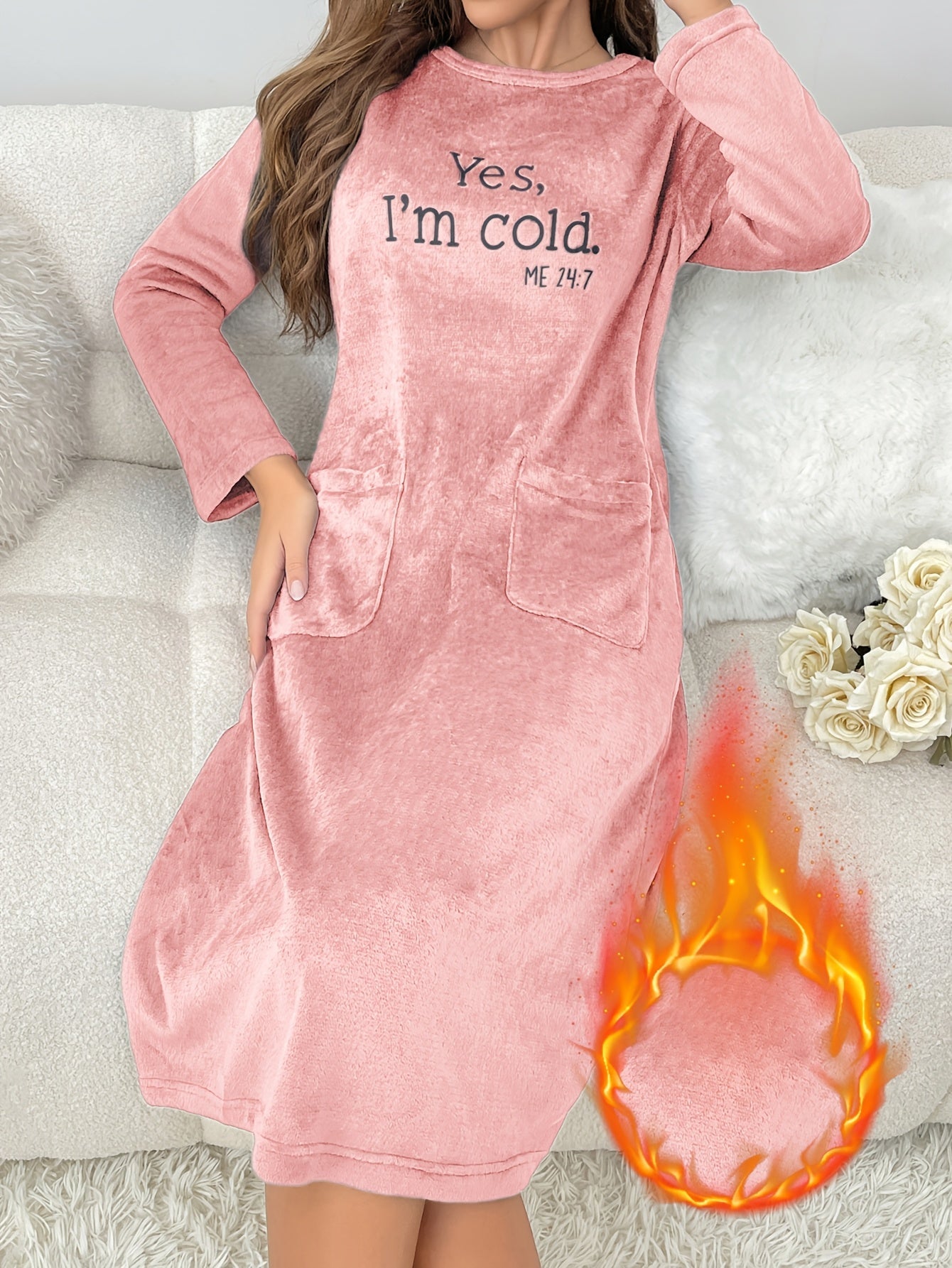 Women's flannel nightgown with a round neckline and embroidery – long-sleeved, cozy loungewear robe