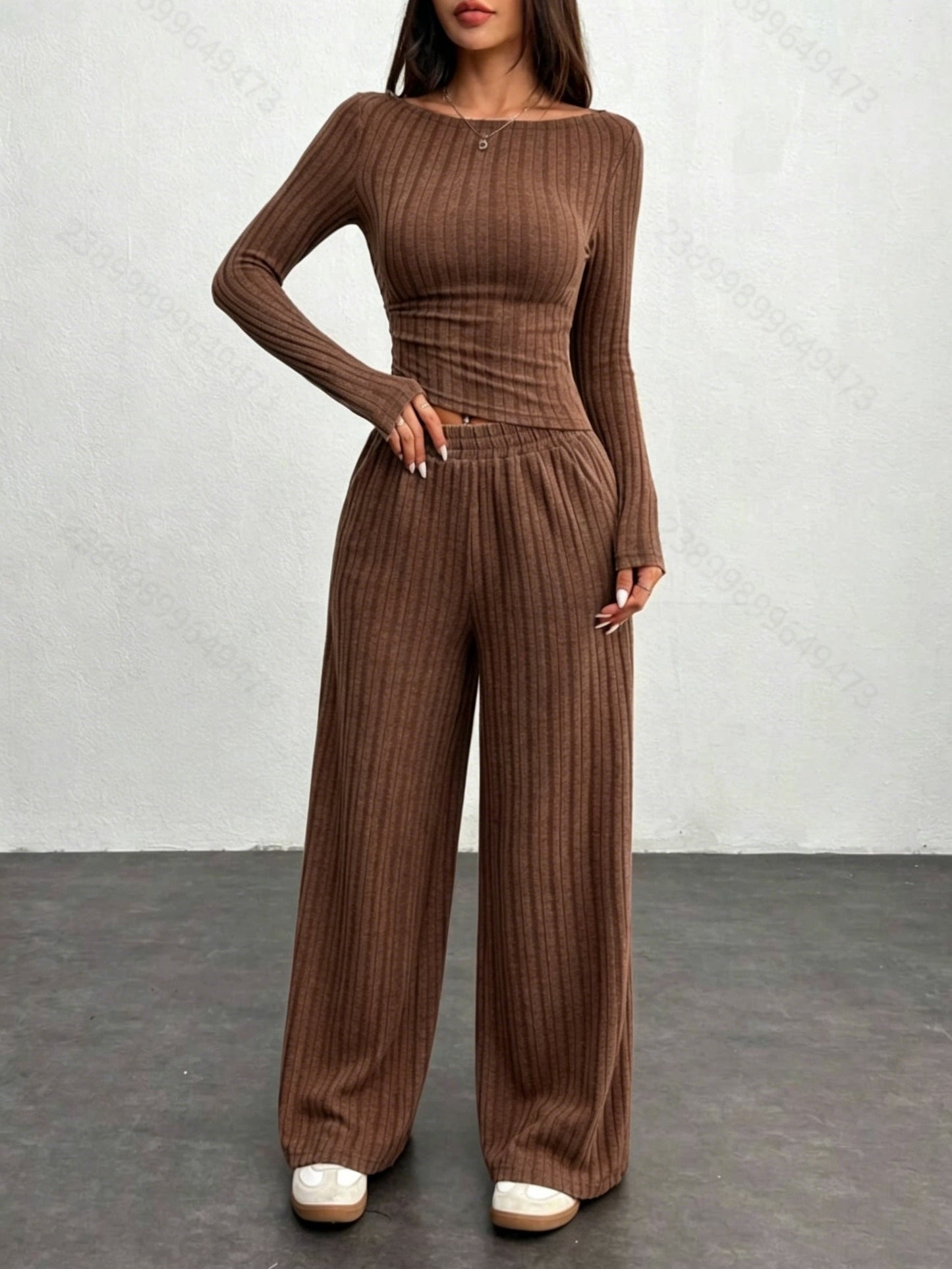 Ribbed loungewear set for women, long-sleeve crop top and wide-leg pants