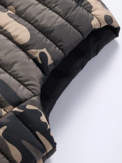 Unisex quilted camouflage vest with stand-up collar