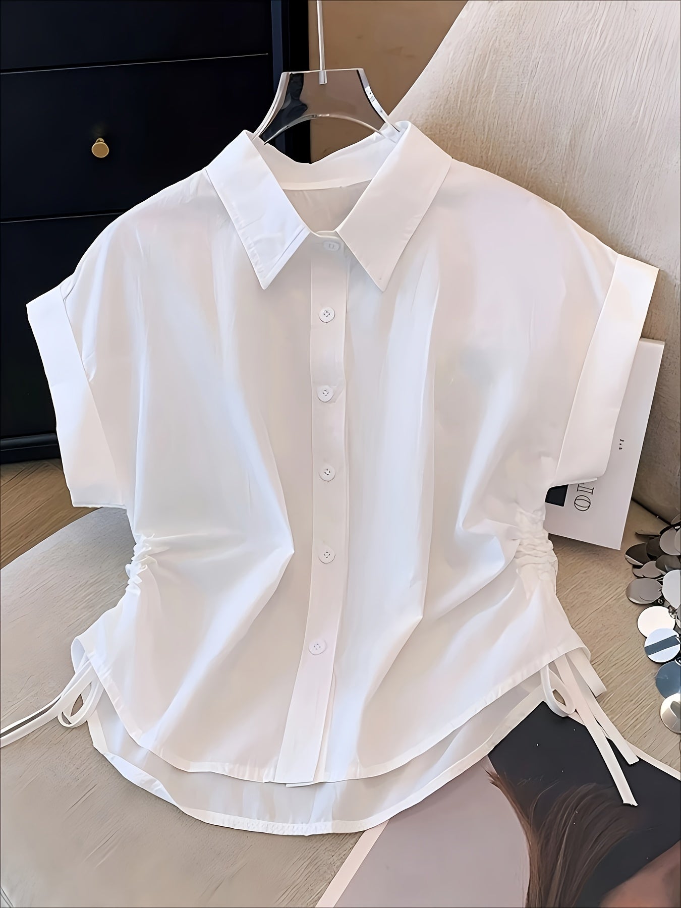Women's short-sleeve blouse with drawstring and modern cut – Business & Casual