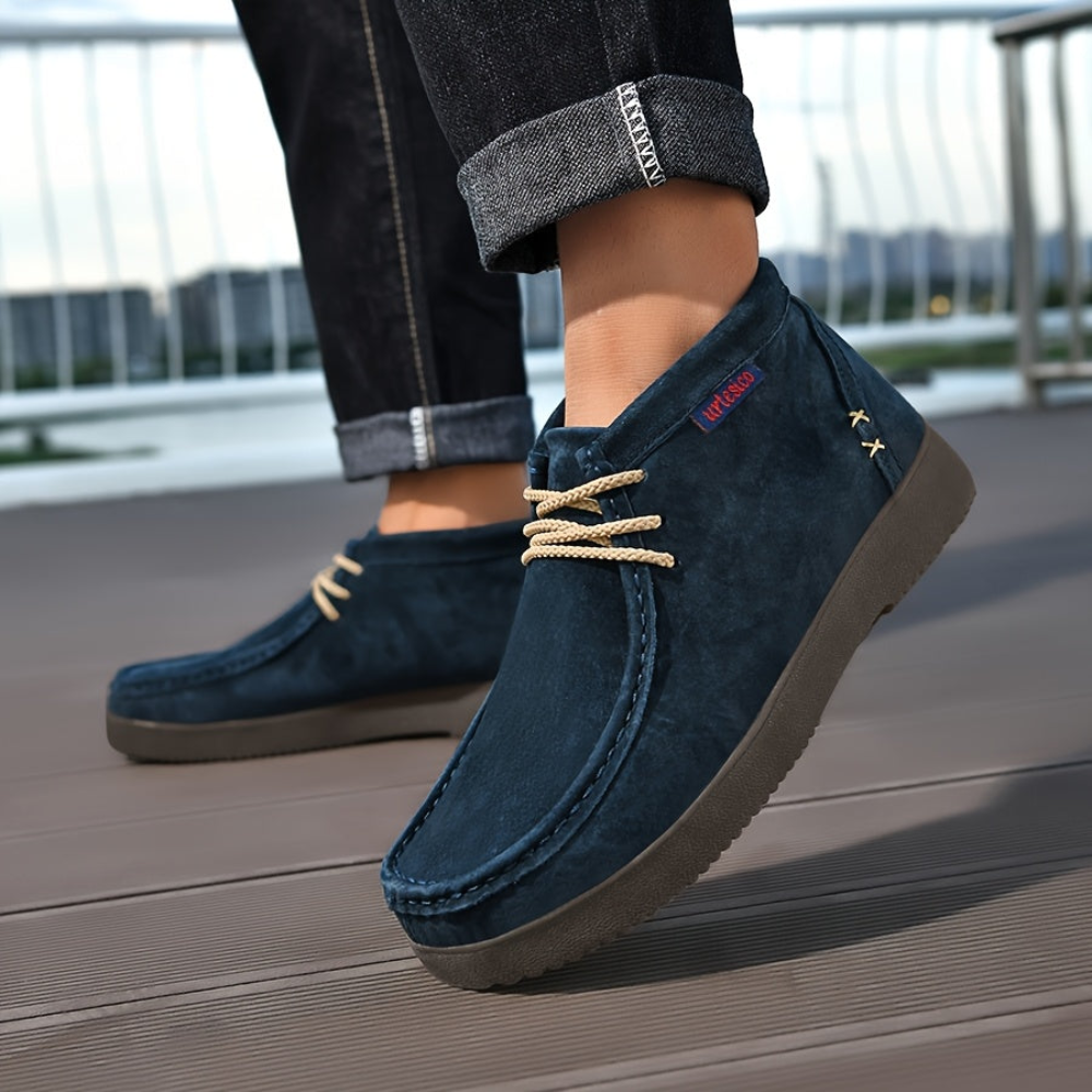 Men's moccasin-style chukka boots with laces and a comfortable sole