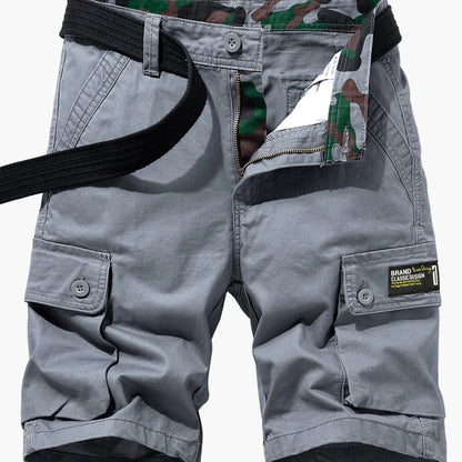 Men's cargo shorts in outdoor and casual style with pockets and belt