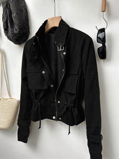 Short women's transitional jacket with zip, buttons & flap pockets
