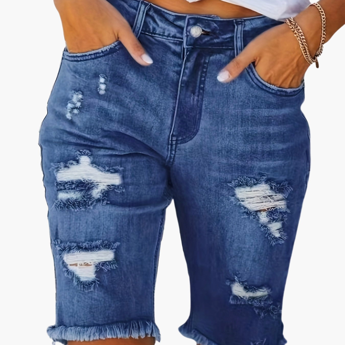 Women's Bermuda Denim Shorts in Used Look with Fringes – Casual Summer Fashion for Leisure and Everyday Wear