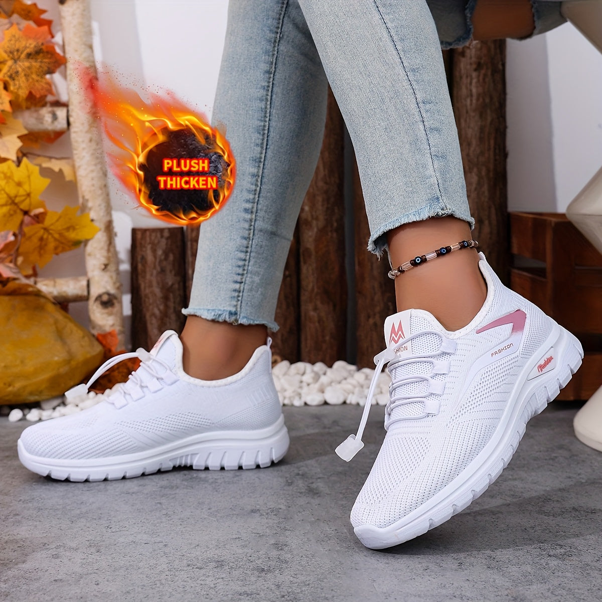 Pink women's sneakers lined with elastic laces