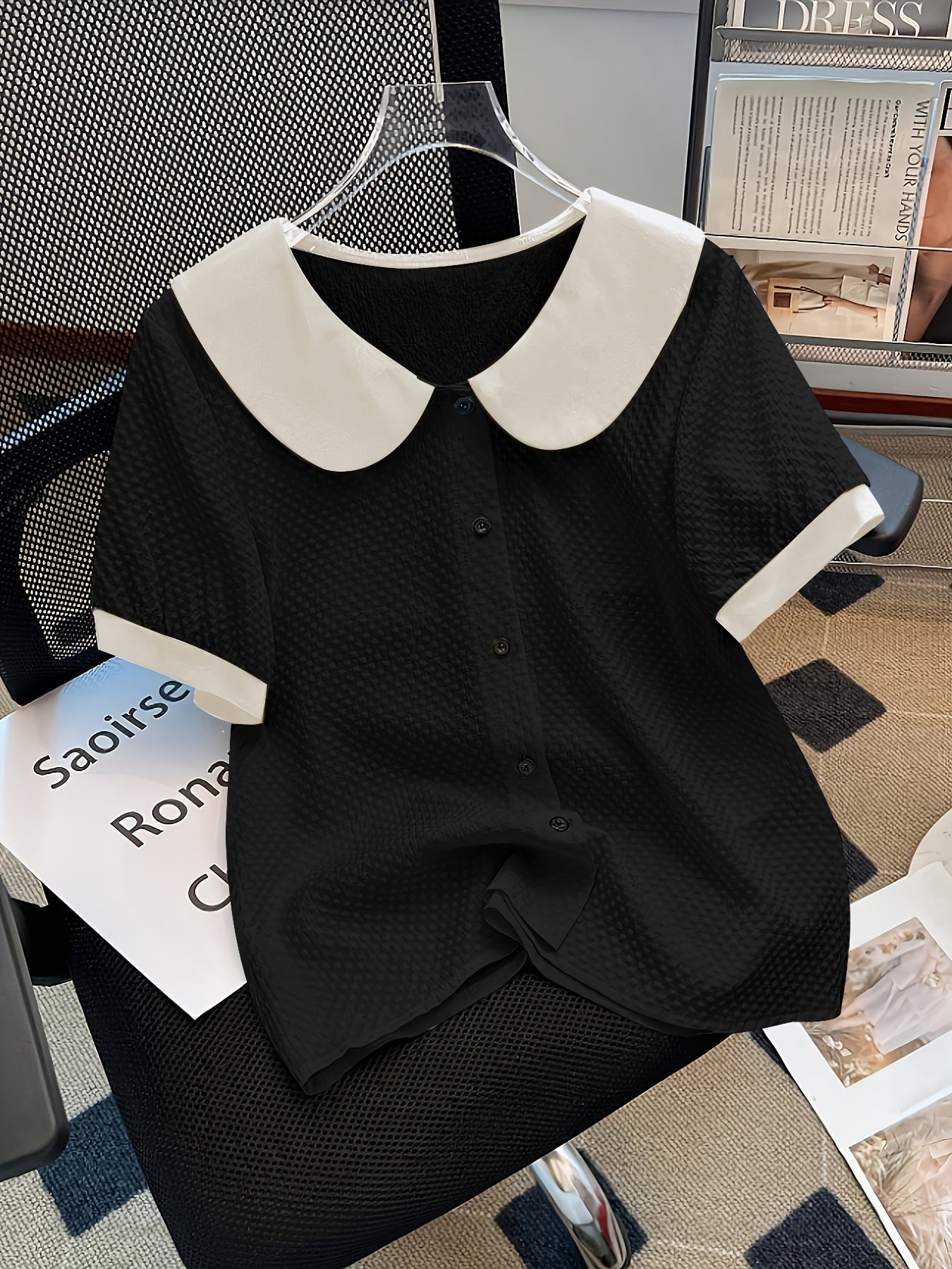 Women's blouse with vintage collar and button placket – elegant casual style for office & everyday wear