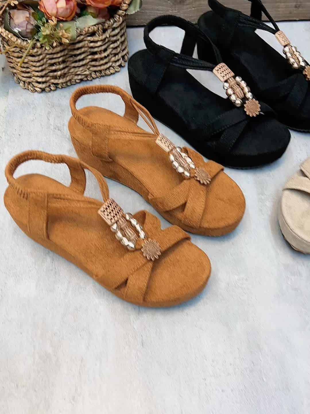 Women's Platform Sandals in Boho Style with Decorative Details – Vintage Summer Shoes for Everyday & Leisure