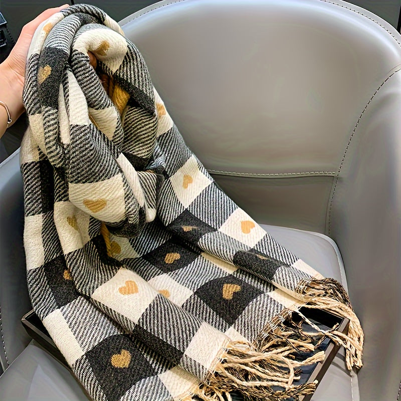 Plaid scarf with a heart pattern and fringes, brown women’s scarf