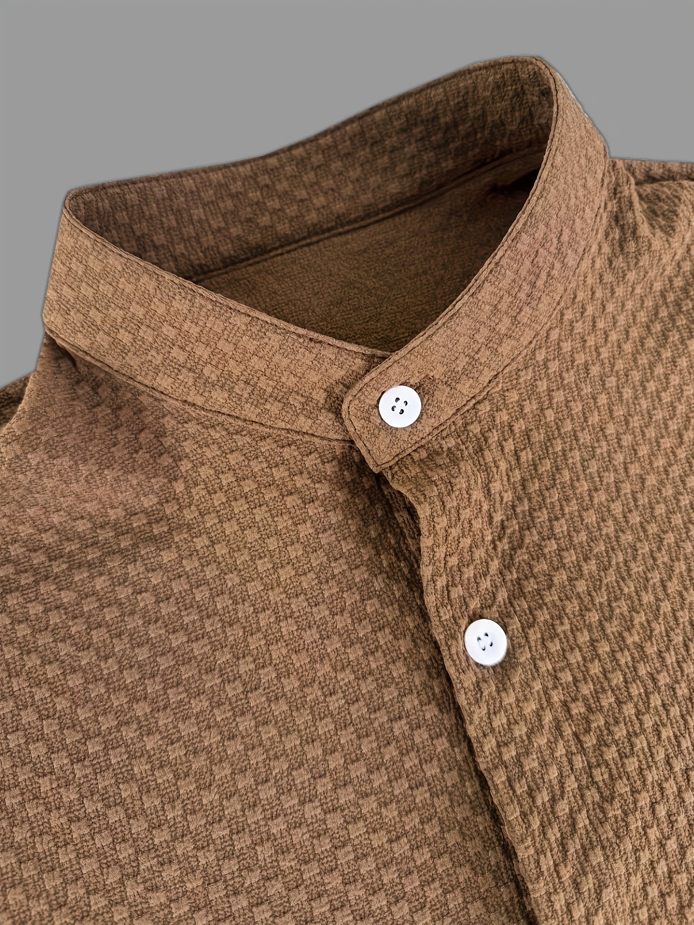 Men's casual shirt with short sleeves and stand-up collar – modern summer shirt for everyday and leisure use