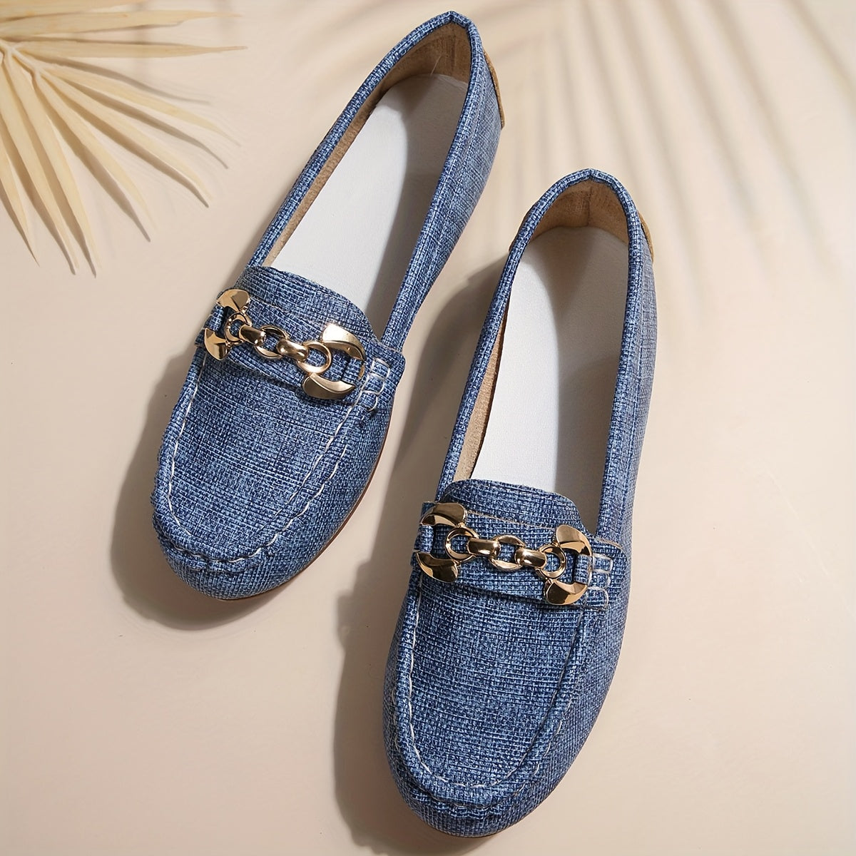 Women's Slip-On Moccasins with Chain Decoration – Fashionable Loafers for Everyday and Leisure Wear