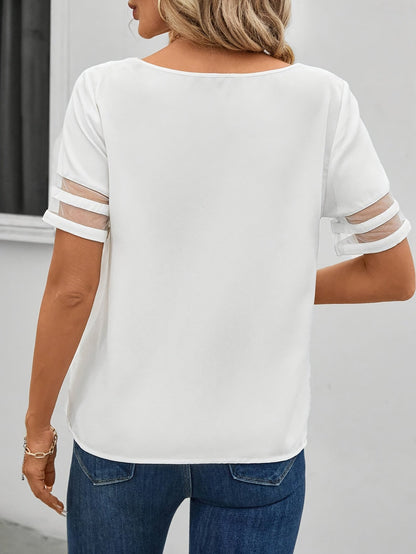 Women's blouse with asymmetrical neckline and floral pattern – Elegant summer look, casual and everyday wear