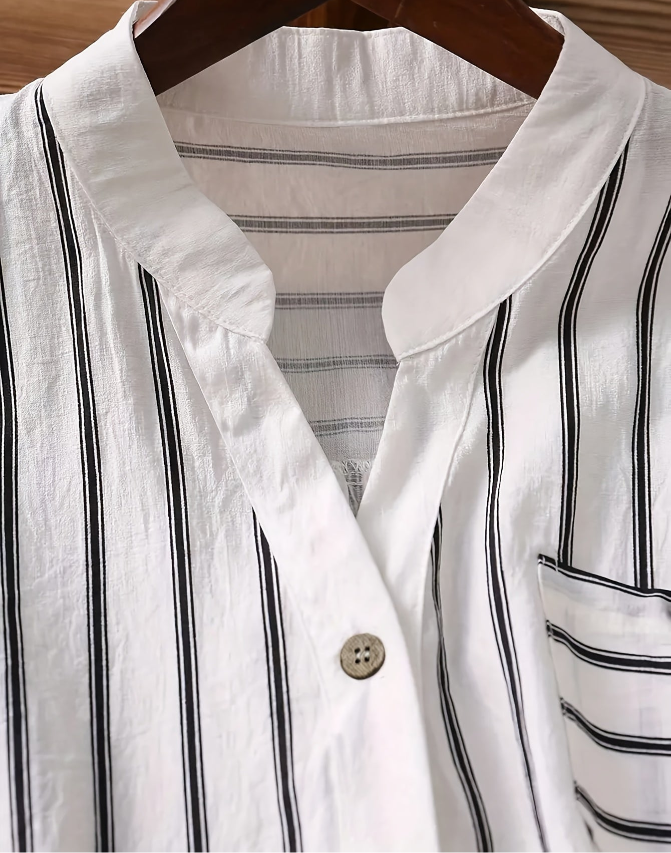 Women's short-sleeve blouse with stand-up collar and button placket – Casual stripes, summer tunic, office & leisure