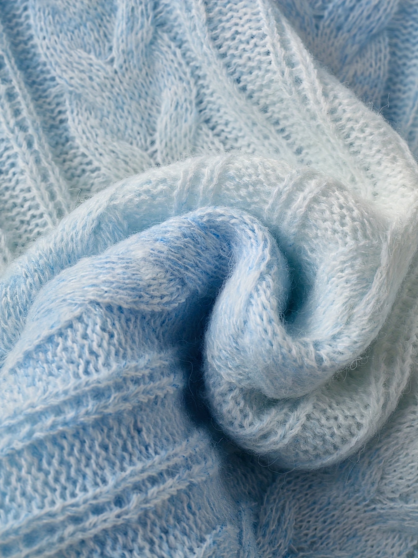 Damen Grobstrick Pullover Hellblau Weiß Zopfmuster Rundhals Weich