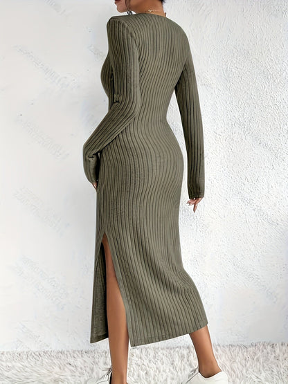 Geripptes Strickkleid Langarm Midi figurbetont mit V-Ausschnitt