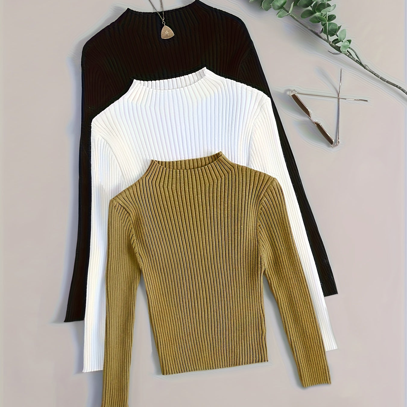 Gerippter Langarm-Pullover mit Stehkragen für Damen, einfarbig