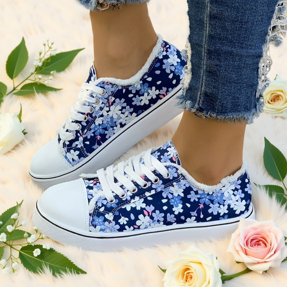 Damen Sneaker Freizeitmode mit Blumenmuster – Bequeme Alltagsschuhe für stilbewusste Frauen