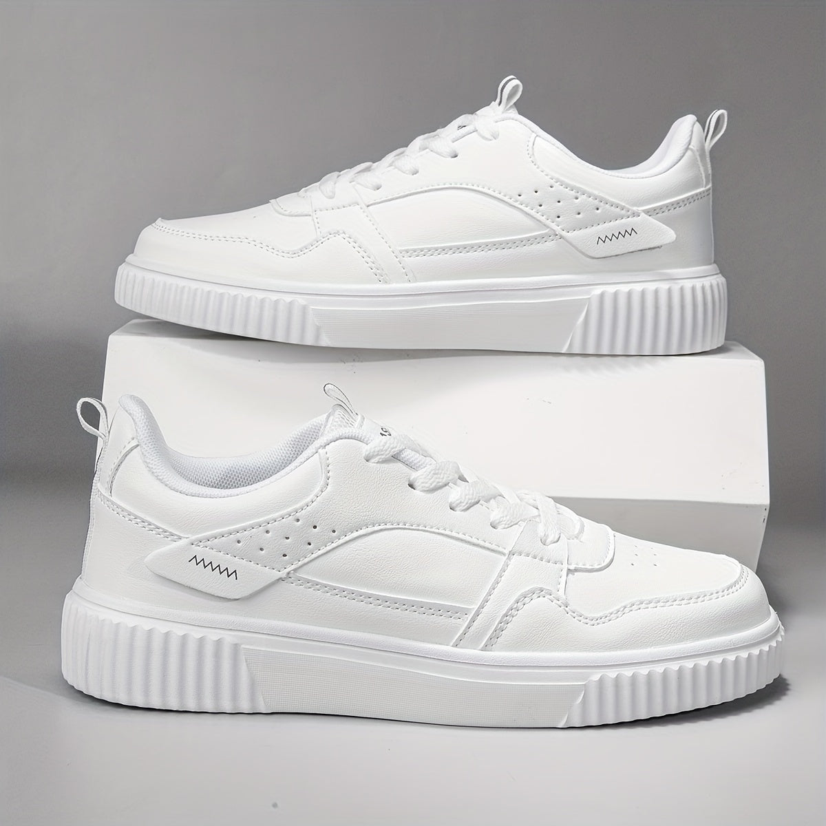 Men's Trendy Sneakers with Platform and Modern Design for Everyday and Leisure Use