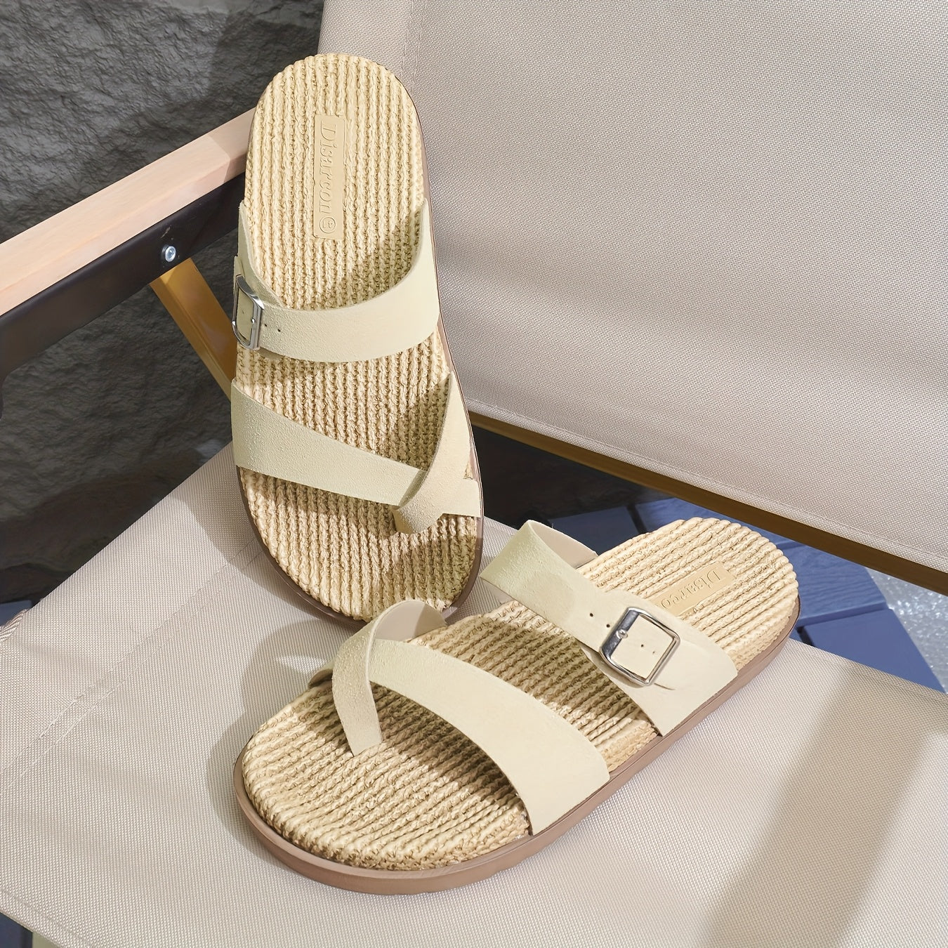 Men's comfort sandals with toe loop and adjustable strap – casual & summer