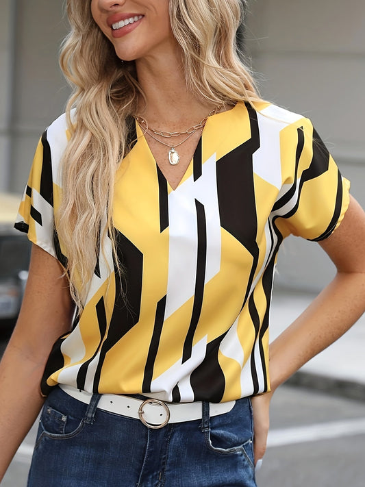 Women's Vintage Blouse with Geometric Pattern and V-Neck – Fashionable Summer Blouse for Everyday and Office Wear