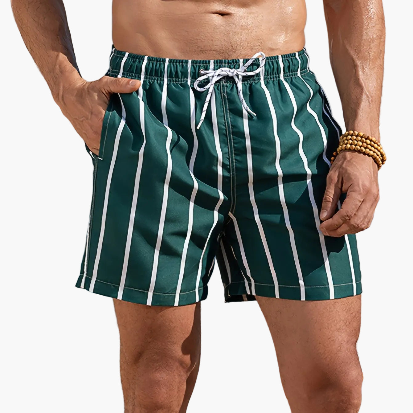 Men's Swim Shorts with Stripe Pattern – Fashionable and Comfortable Swimwear for Beach & Leisure