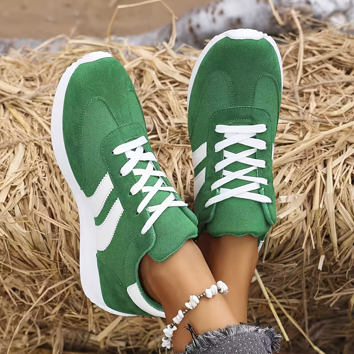 Women's Sneakers Retro Style Casual Fashion for Everyday and Sports