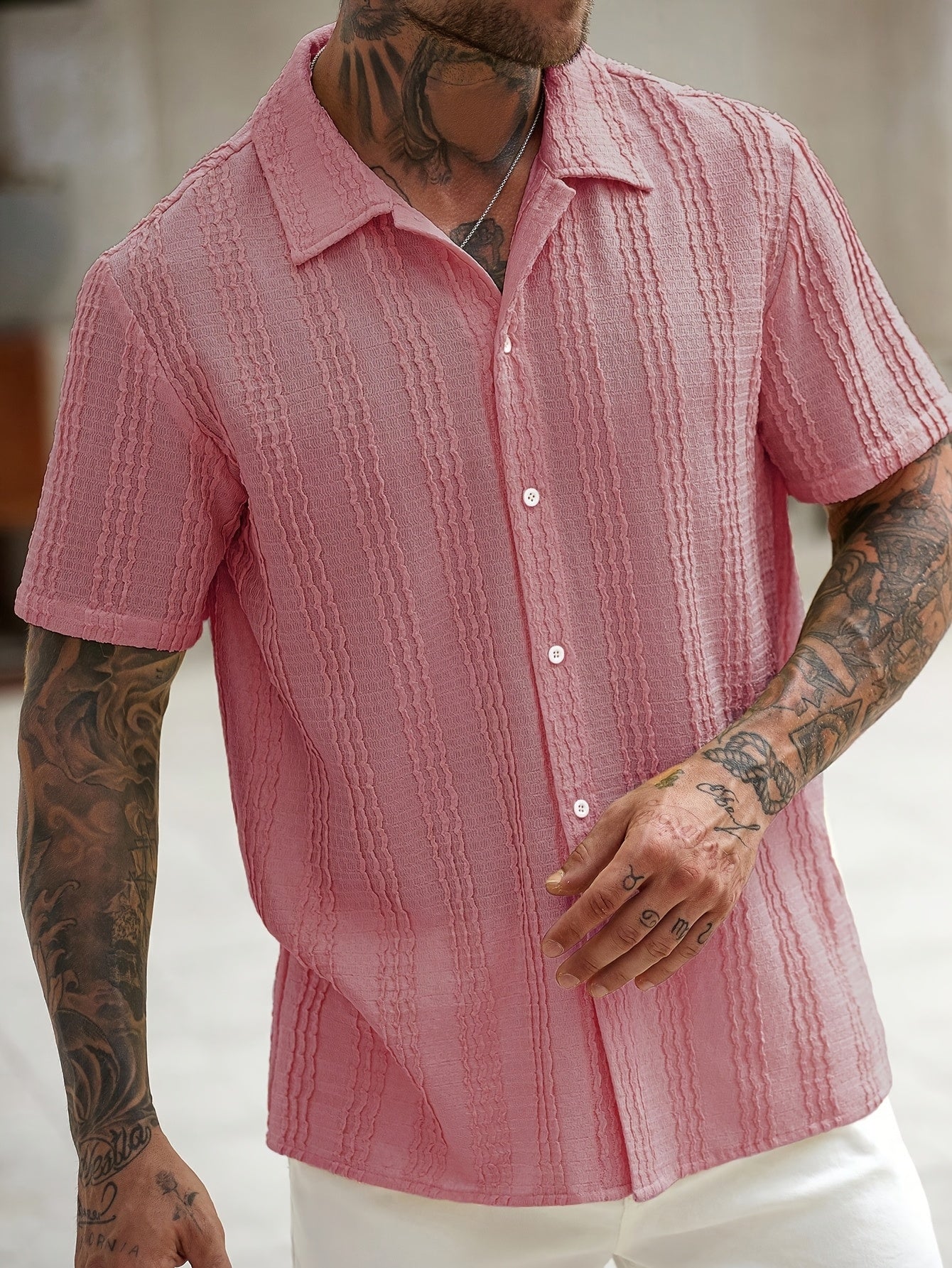 Men's Short-Sleeve Striped Shirt – Modern Summer Shirt for Leisure & Vacation