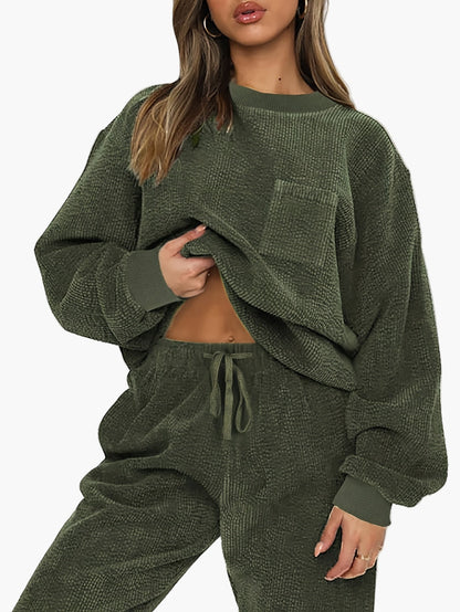 Women's Casual Two-Piece Lounge Set – Comfortable Oversize Home Suit with Pocket, Fashionable & Versatile