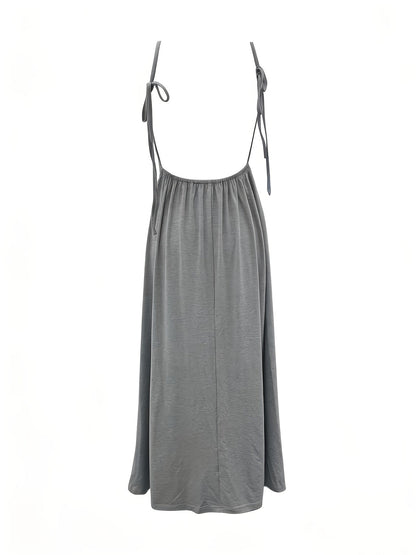 Women's maxi dress with open back, spaghetti straps, and high leg slit – Elegant summer dress for parties & vacation