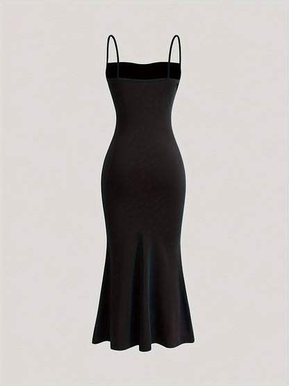 Women's evening dress with spaghetti straps and figure-flattering ruching – elegant maxi dress for festive occasions